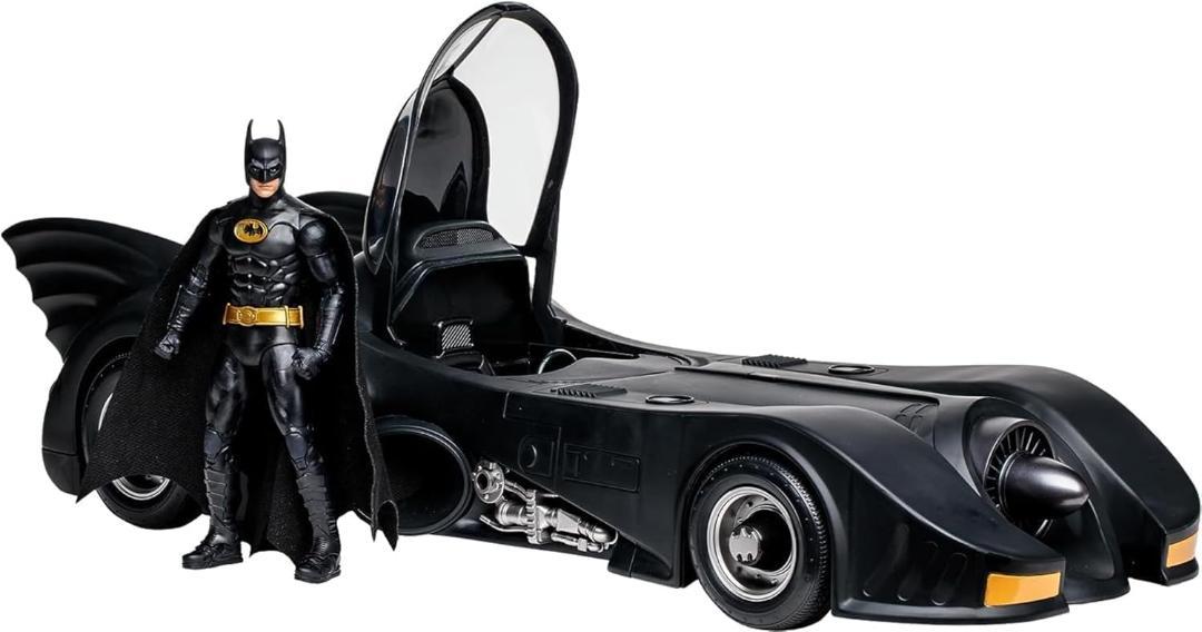 ＤＣマルチバース　7インチ・アクションフィギュア　バットマン＆バットモービル