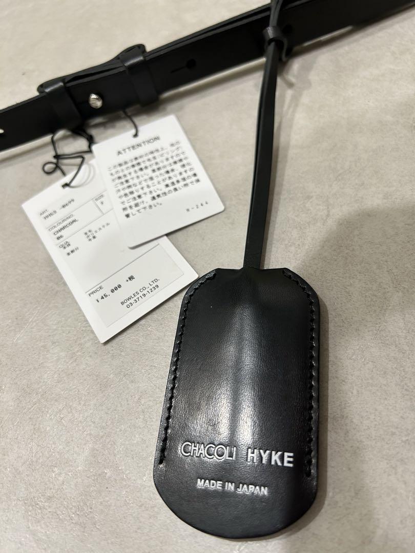 ダークチャコールグレー