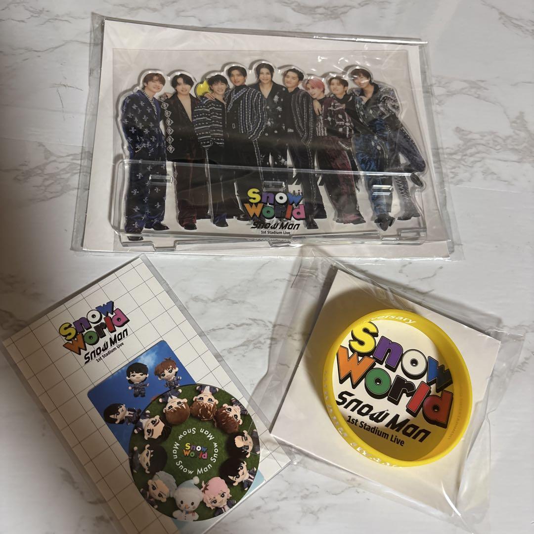 Snow Man Snow Worldグッズセット - メルカリ