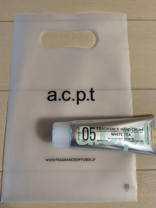 a.c.p.t アクプット フレグランスハンドクリーム - メルカリ a.c.p.t アクプット フレグランスハンドクリーム - メルカリ