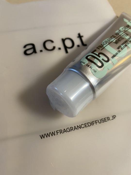 a.c.p.t アクプット フレグランスハンドクリーム - メルカリ a.c.p.t アクプット フレグランスハンドクリーム - メルカリ