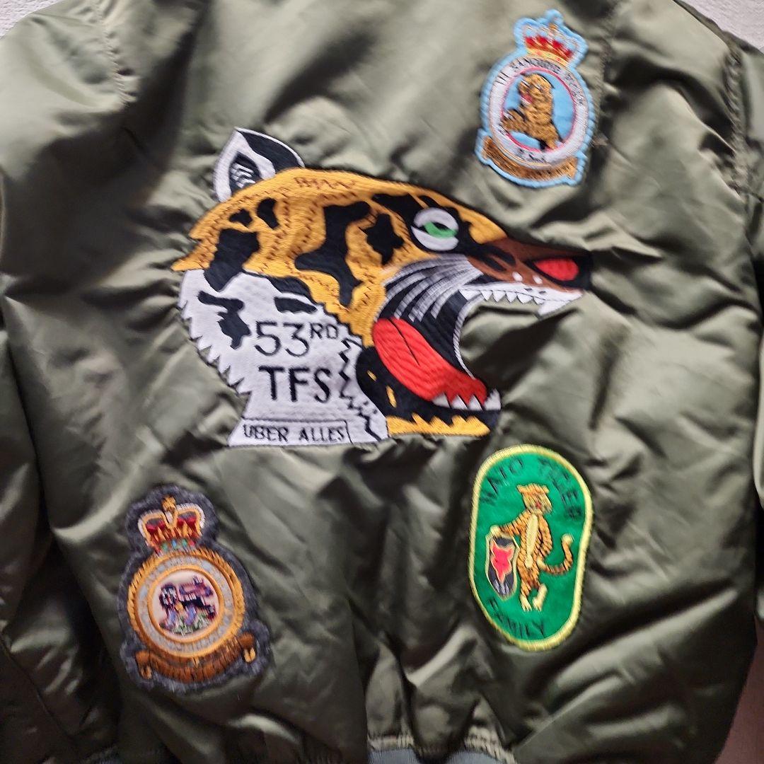 MA-1 ジャケット