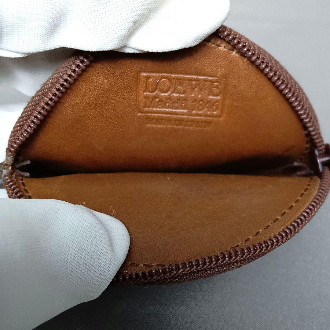 LOEWE ロエベ アナグラム ロゴ エンボス レザー 本革 コイン