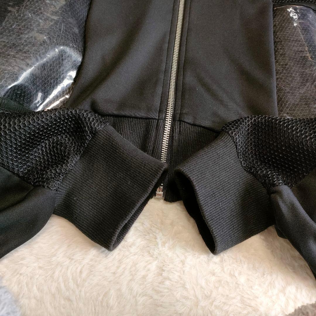 【✨極美✨】ililil イルイルイル◎手が羽になっちゃうかもハイネックパーカー 【✨極美✨】ililil イルイルイル◎手が羽になっちゃうかもハイネックパーカー