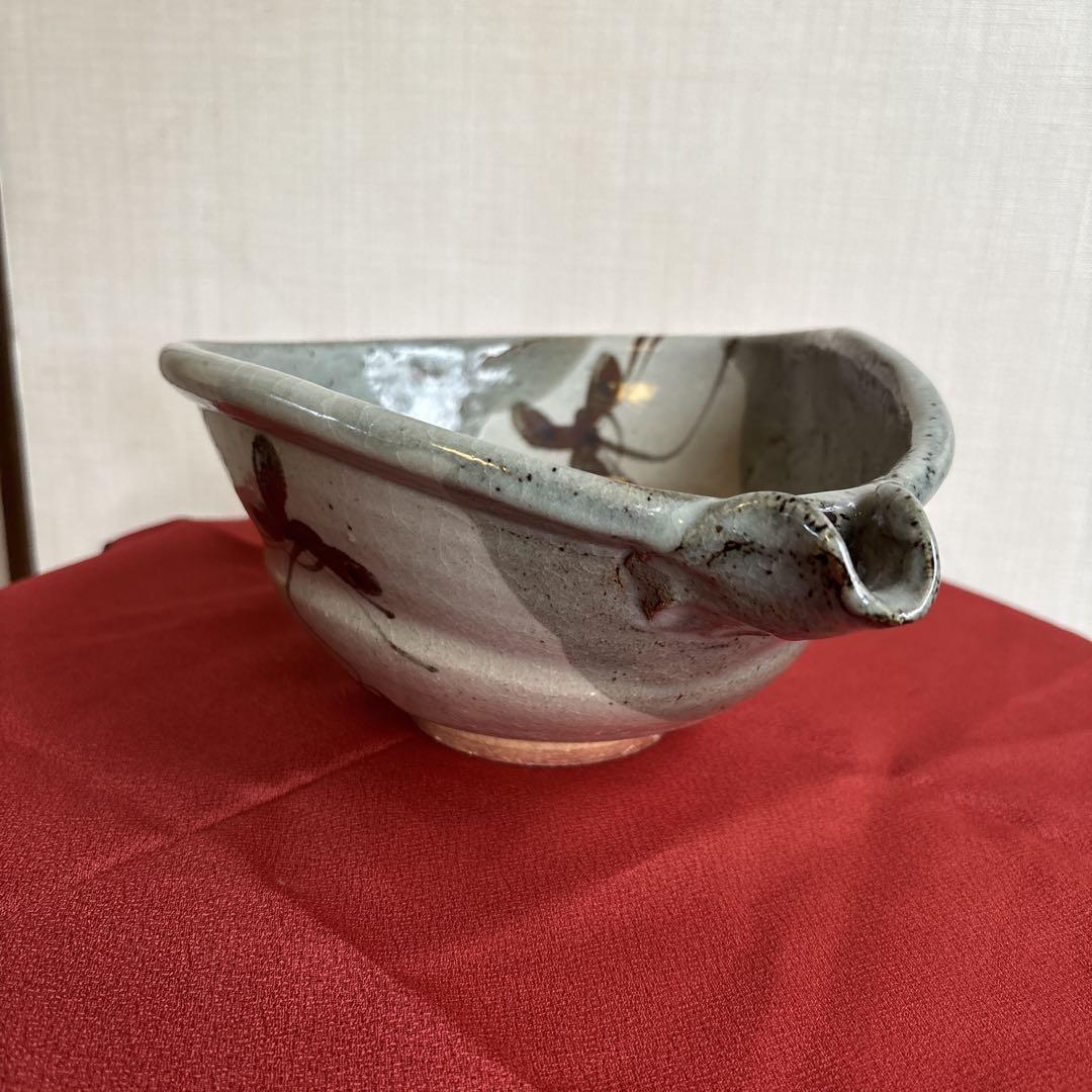手描き花模様の陶器茶碗 26㌢×20㌢×11㌢くらい - メルカリ
