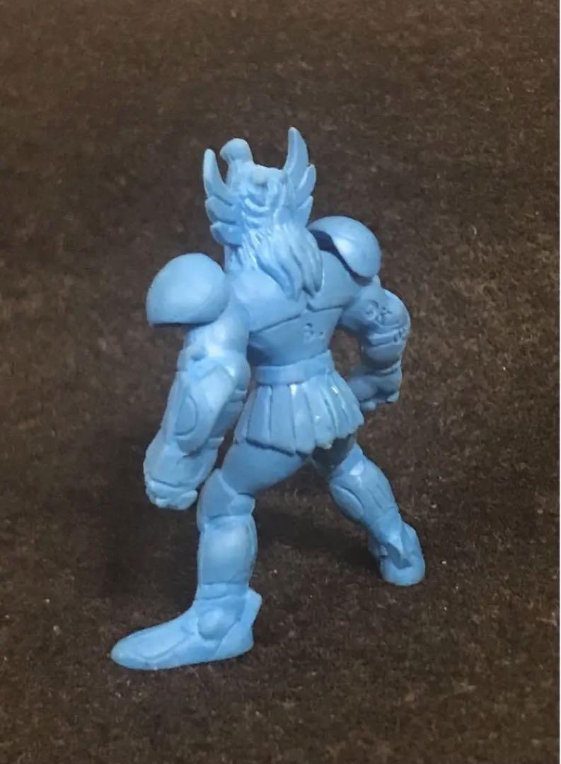聖闘士星矢消しゴム　新パート1のNEWキグナス氷河消しゴム 聖闘士星矢消しゴム 新パート1のNEWキグナス氷河消しゴム - メルカリ