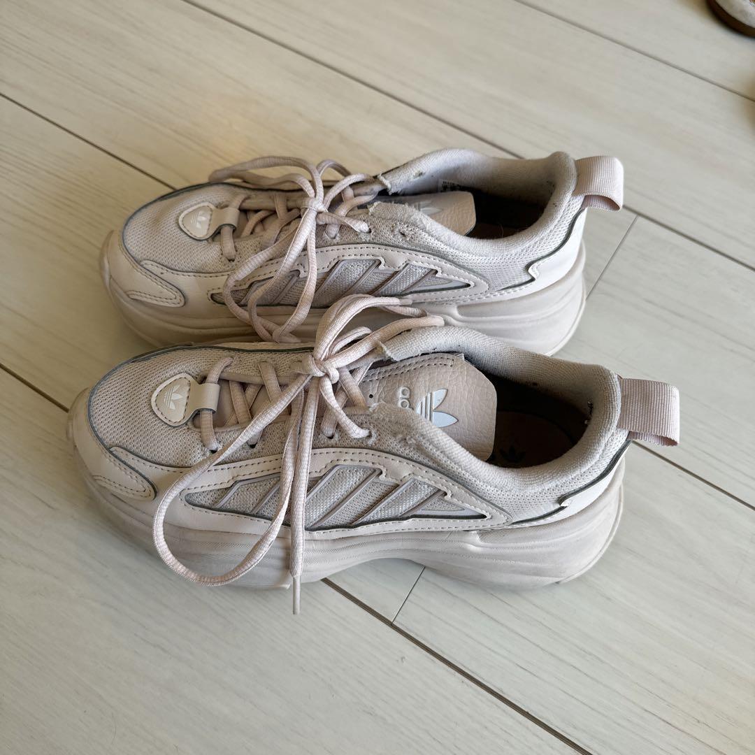 adidas 22.5cm オズガイア　厚底スニーカー Ozgaia靴