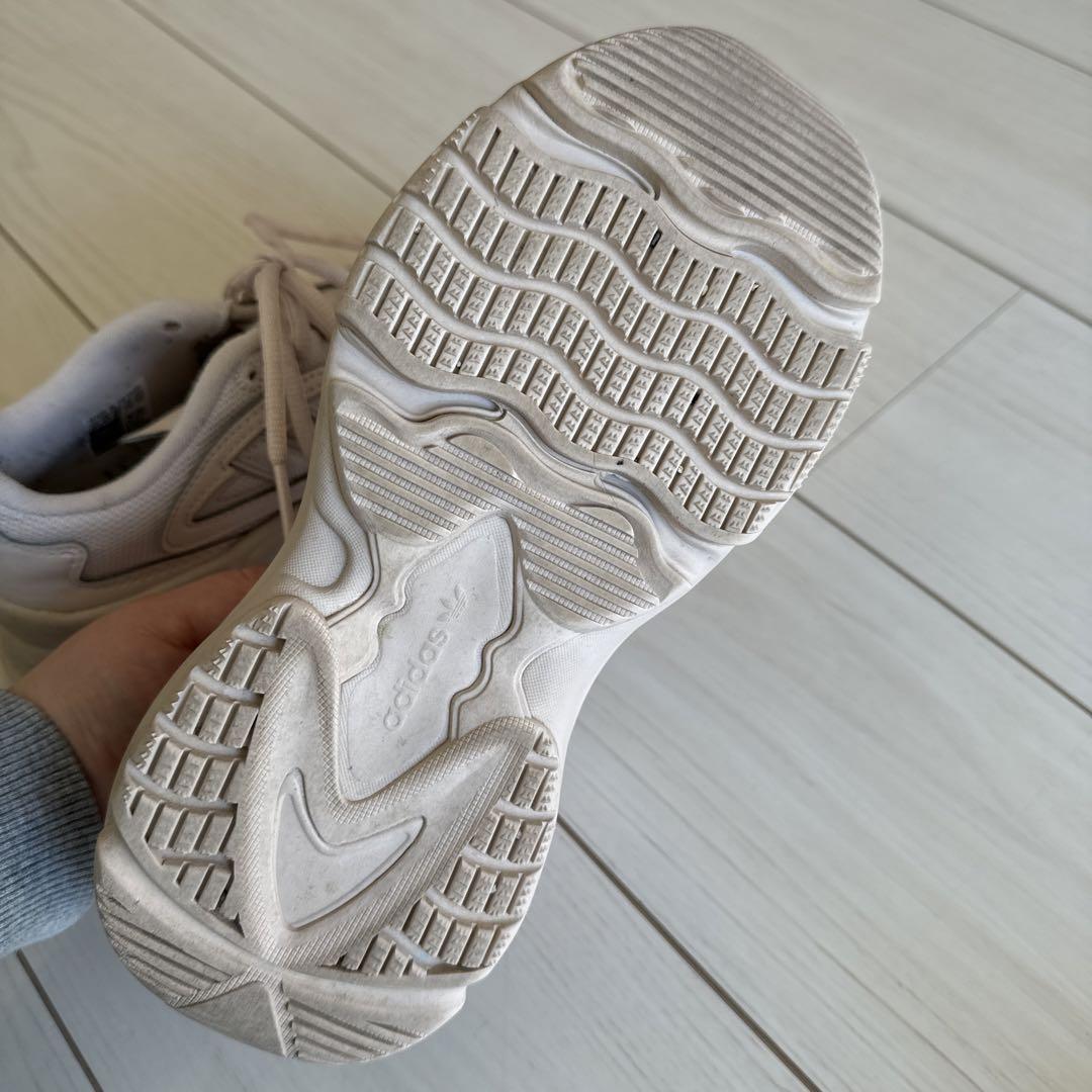 adidas 22.5cm オズガイア　厚底スニーカー Ozgaia
