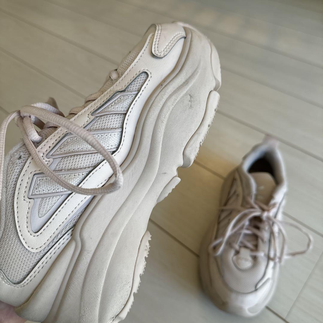 adidas 22.5cm オズガイア　厚底スニーカー Ozgaia