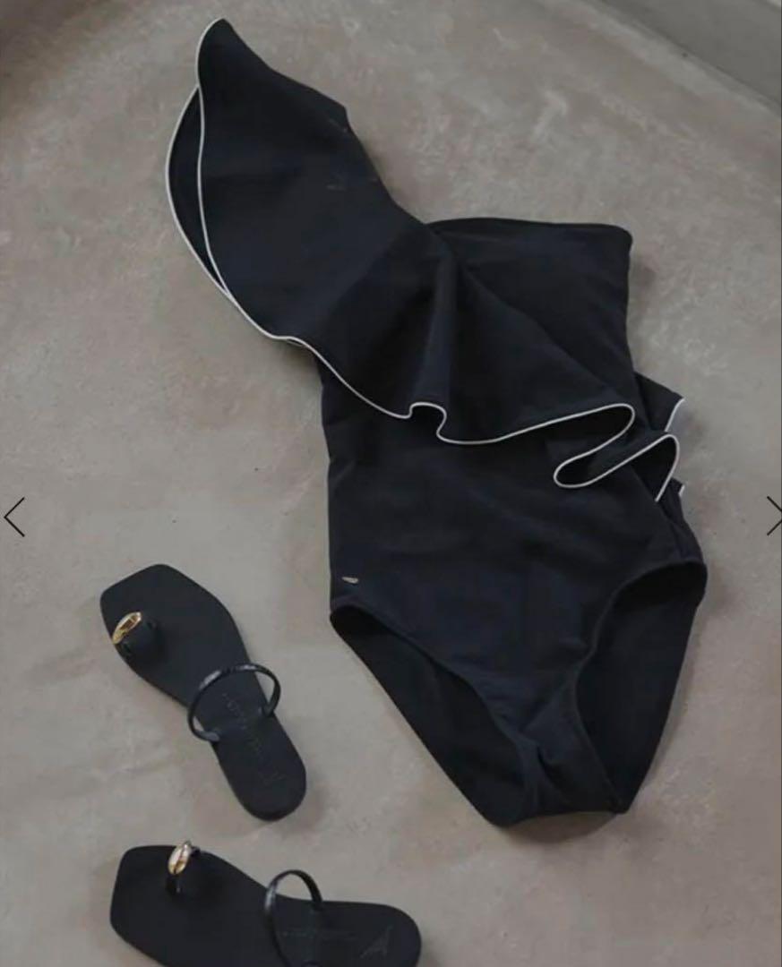 anuans 水着　完売品