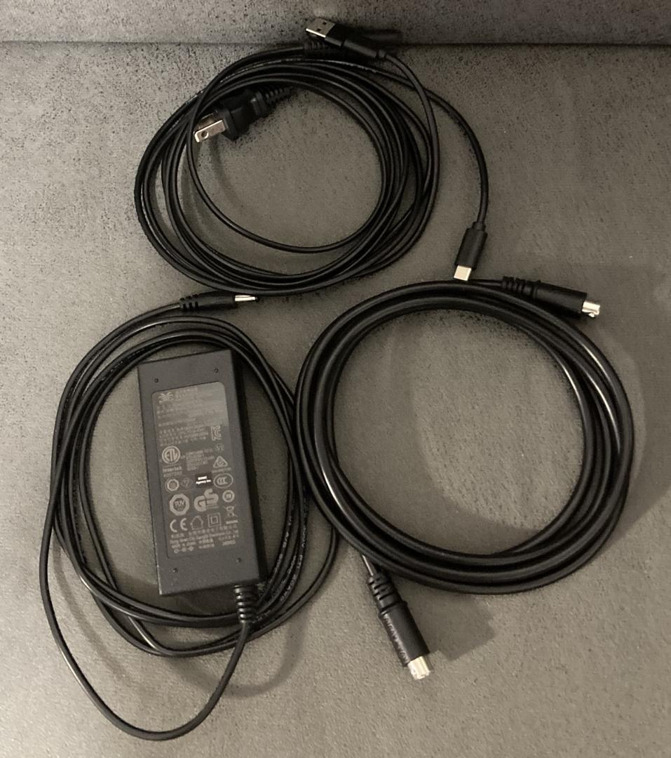 （美品）ADAM AUDIO D3V モニタースピーカー