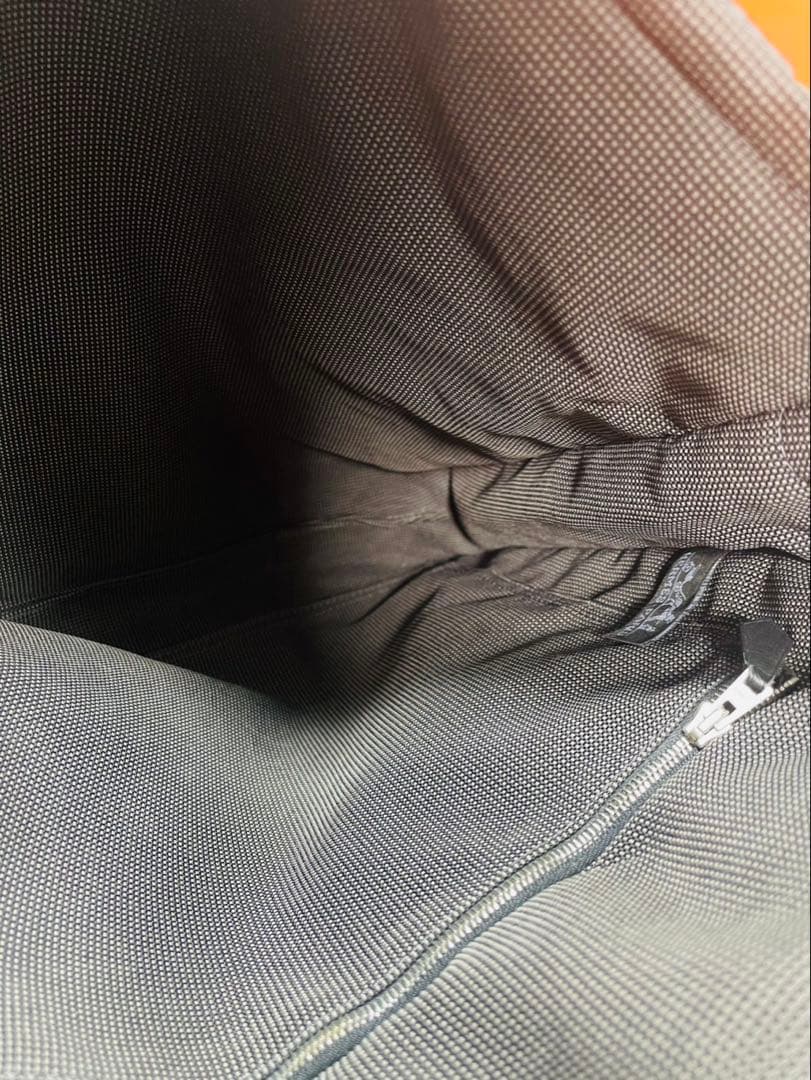 HERMES グレー ショルダーバッグ