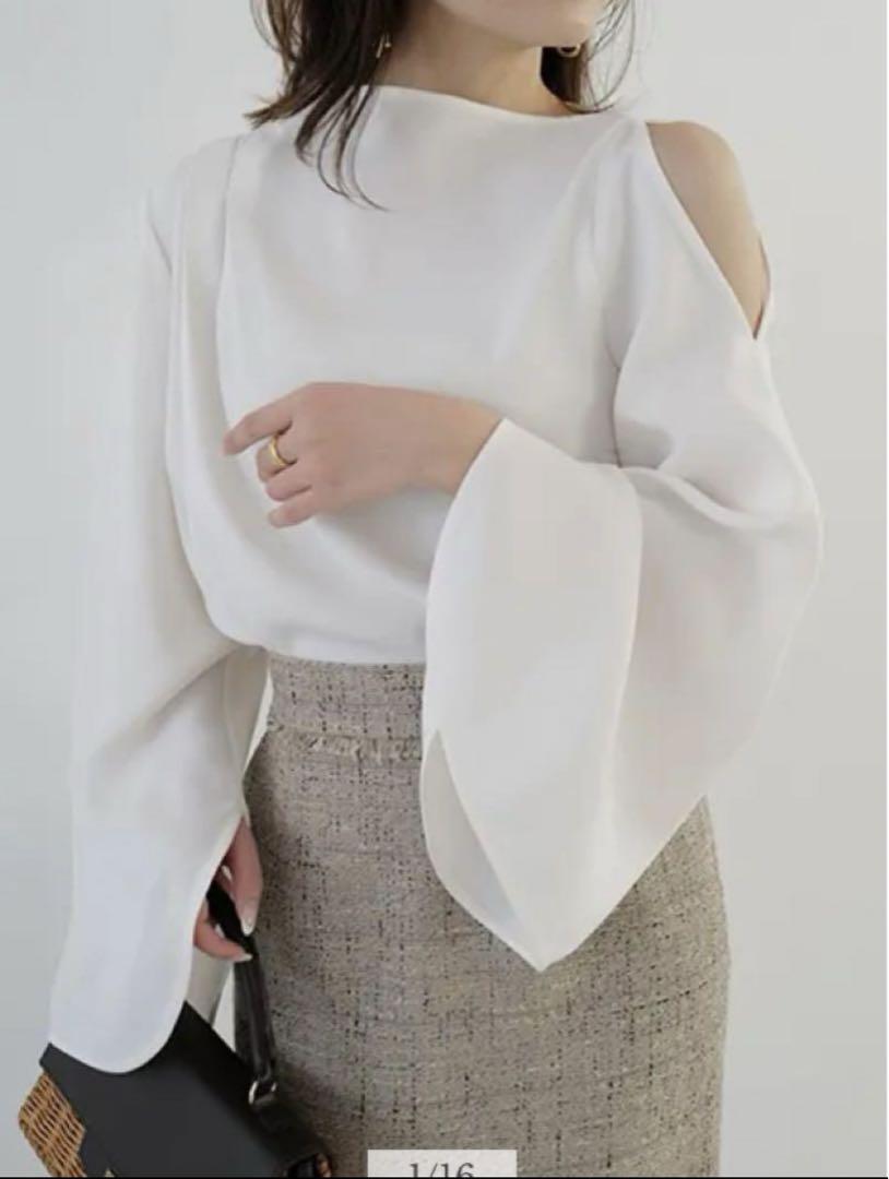 Rirandture 《ルミネ新宿限定》パール釦ラメクロップドニット