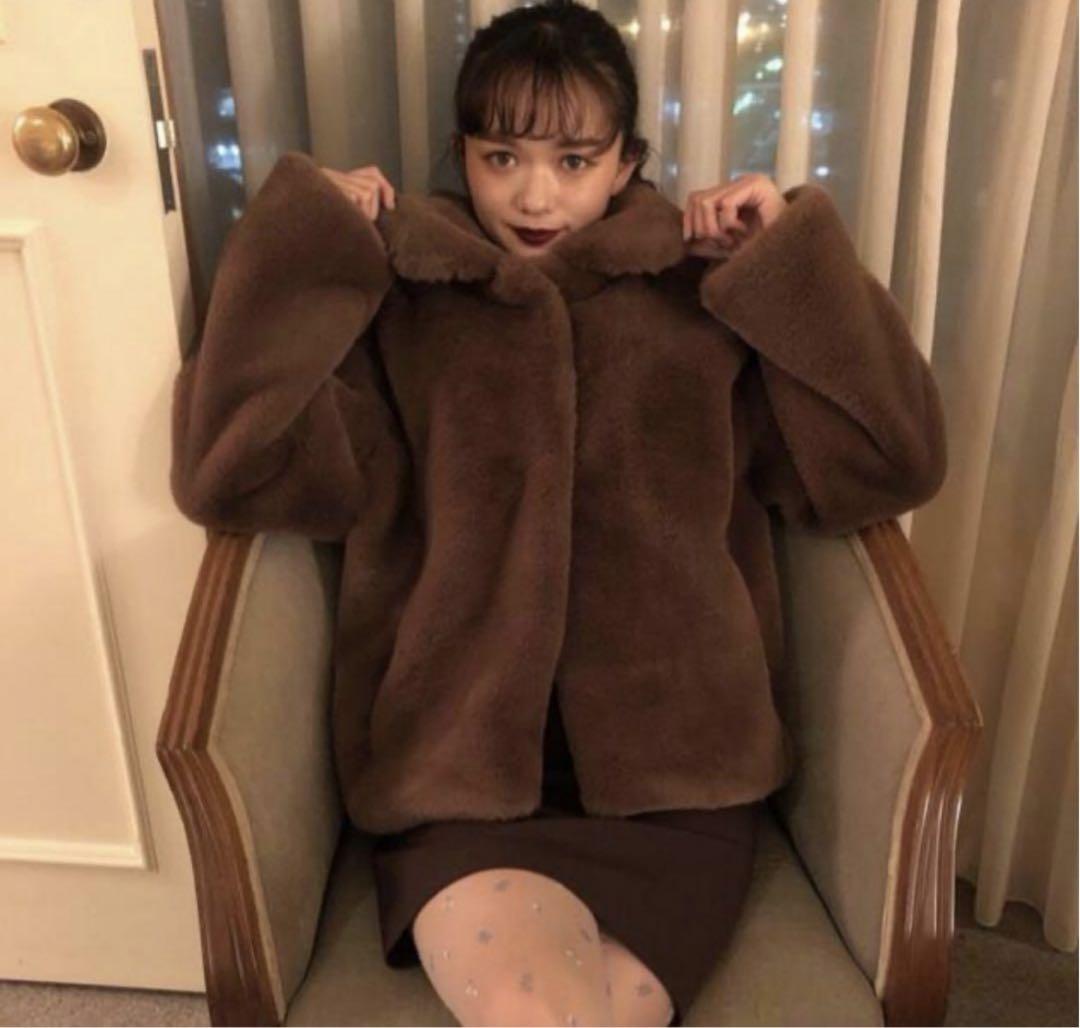 MIRO AMURETTE（ミロアミュレット）の「short eco fur coat