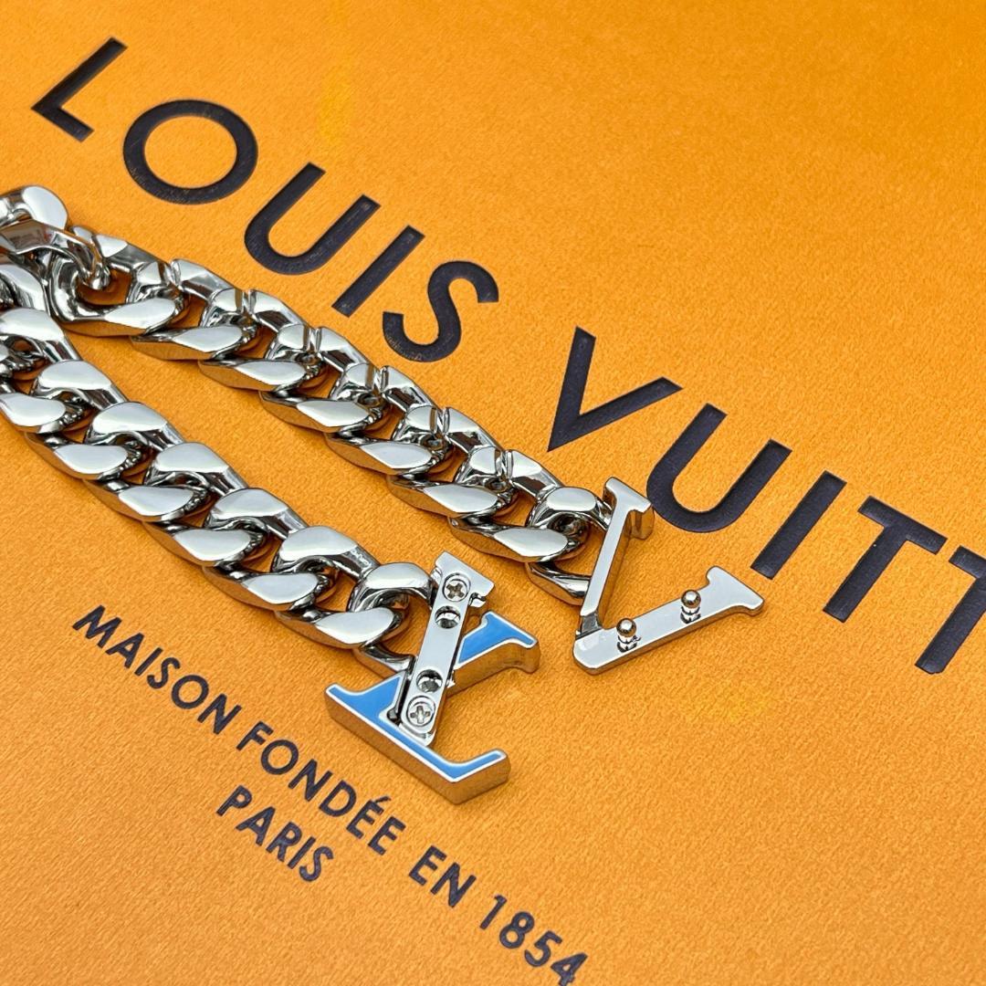 LOUIS VUITTON メンズブレスレットです22CM