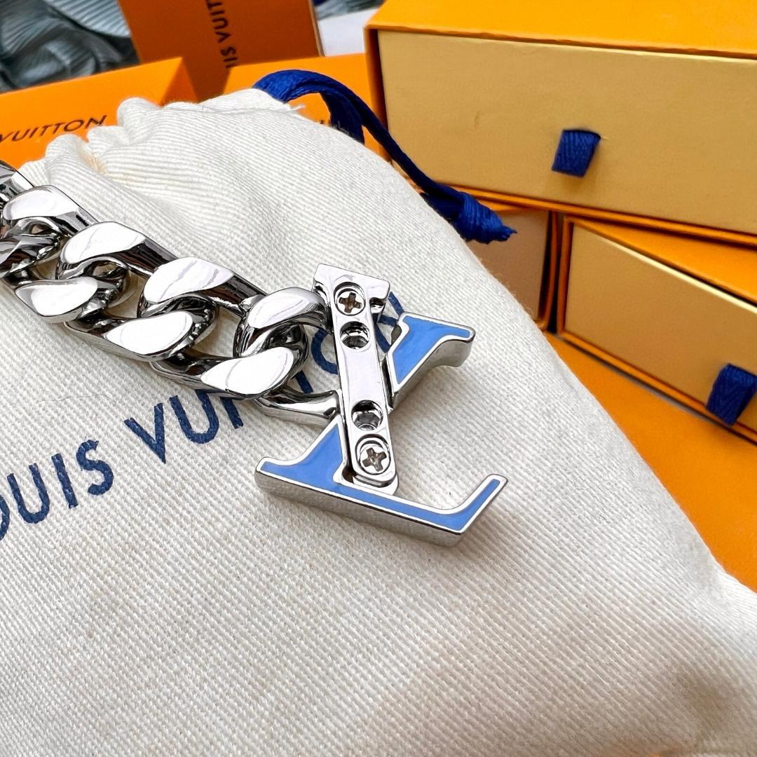 LOUIS VUITTON メンズブレスレットです22CM