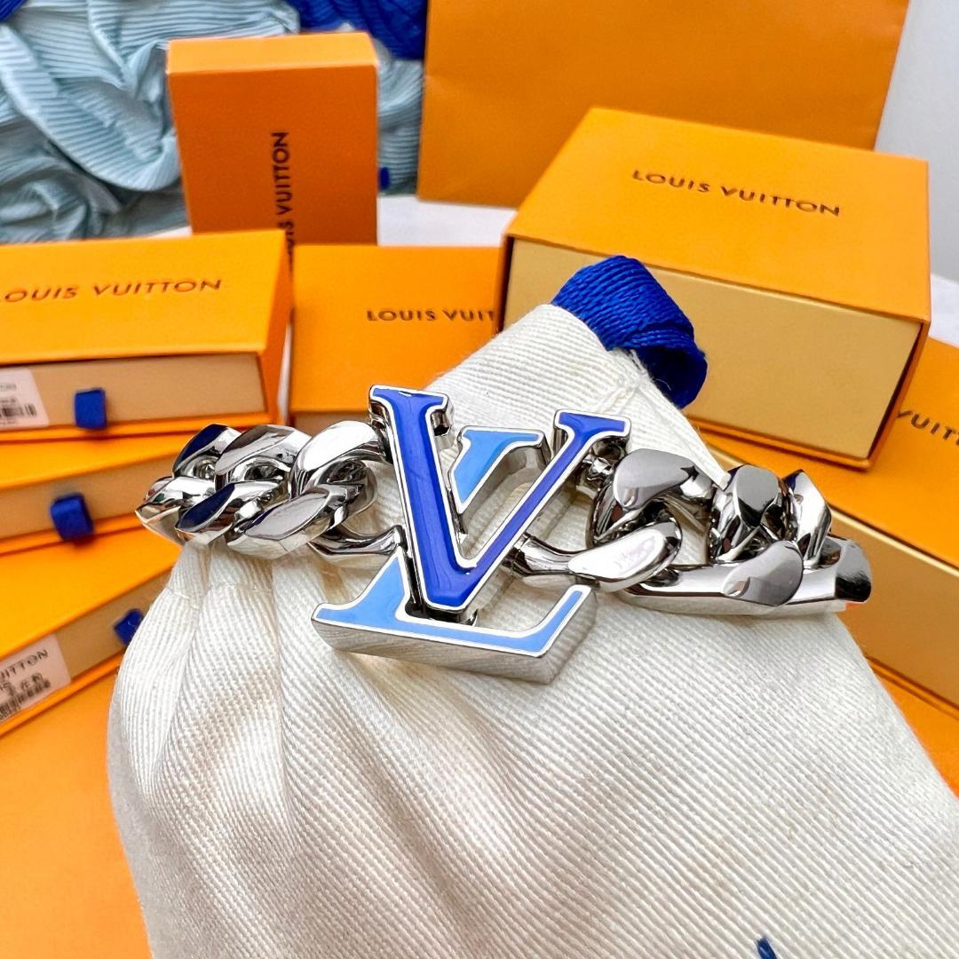 LOUIS VUITTON メンズブレスレットです22CM