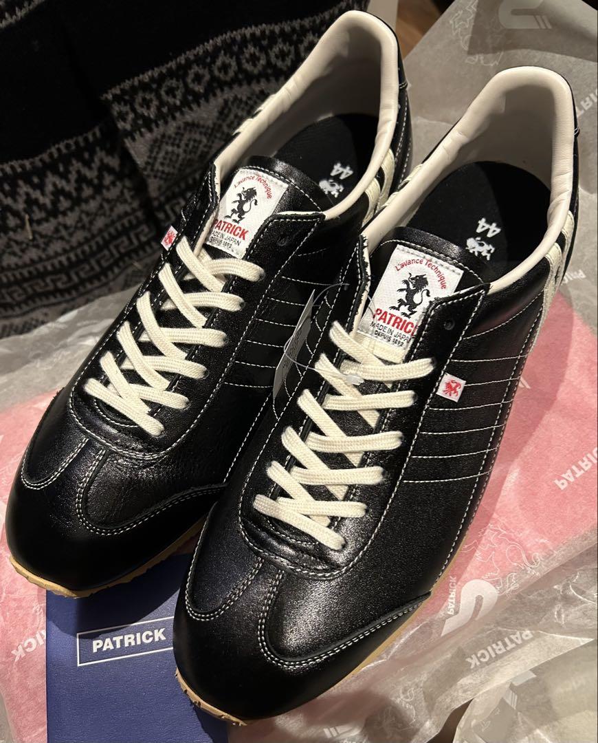週末限定価格 新品 未使用 パトリック スニーカー パミール 43