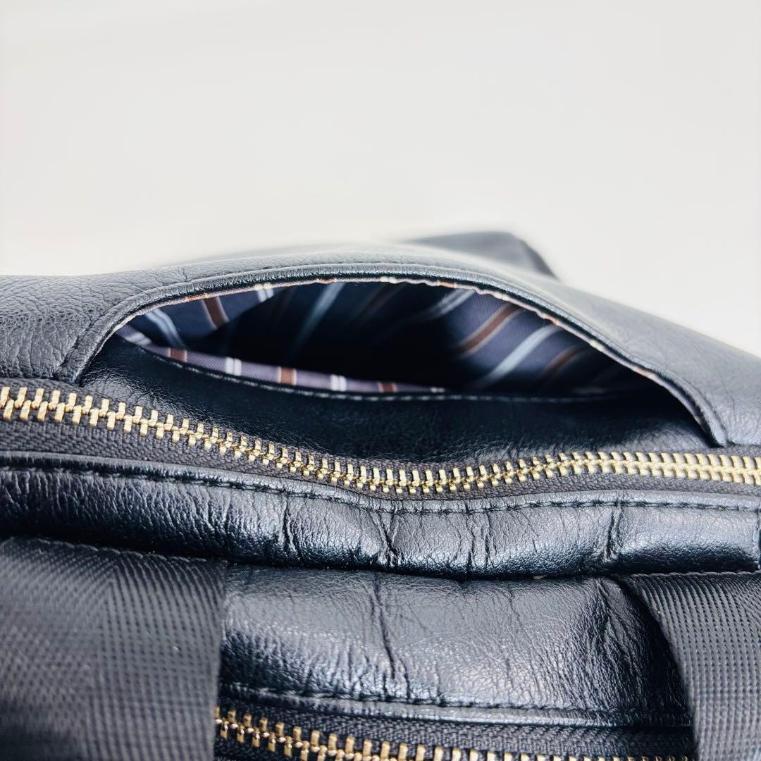 2719【美品】ace. エース レザー リュック A4PC格納可能 クッション