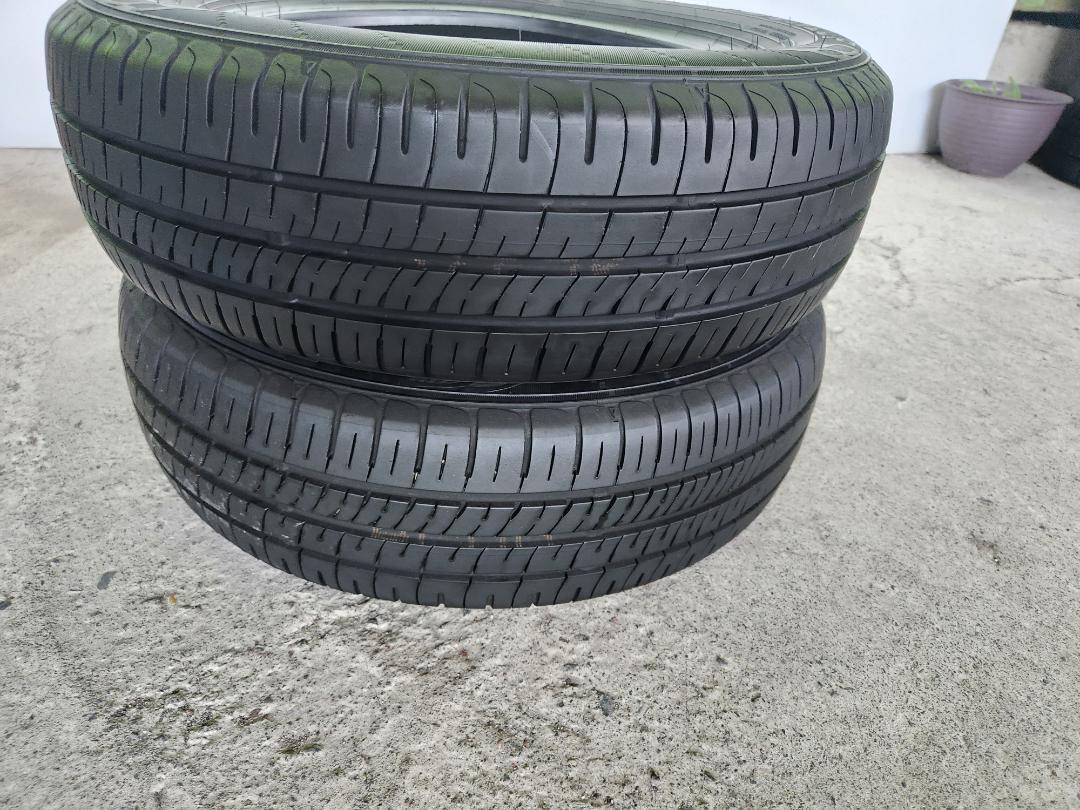 送料込☆2023年製 ダンロップタイヤ 175/65R14 日本製☆2本