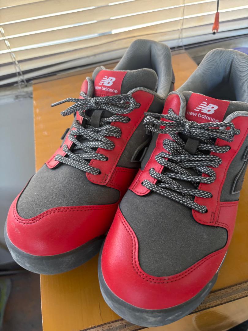 new balance Comfort Impact 安全靴 レッド/グレー