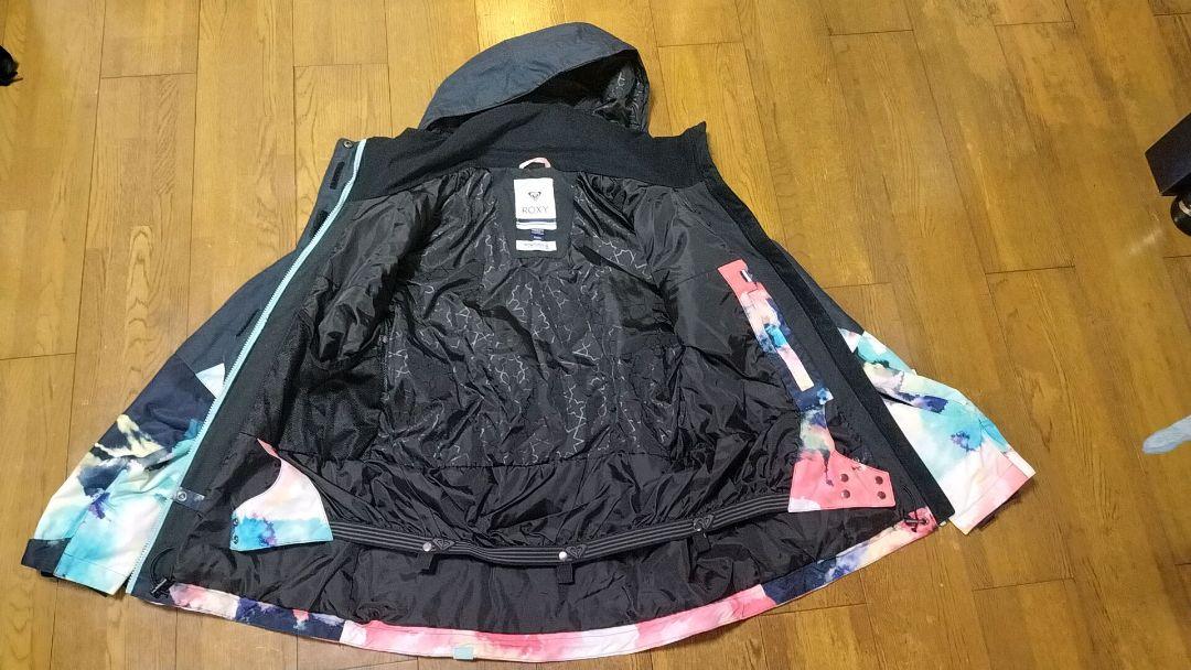 美品 ROXY ロキシー スノーボードジャケット スノーボードウェア Mサイズ