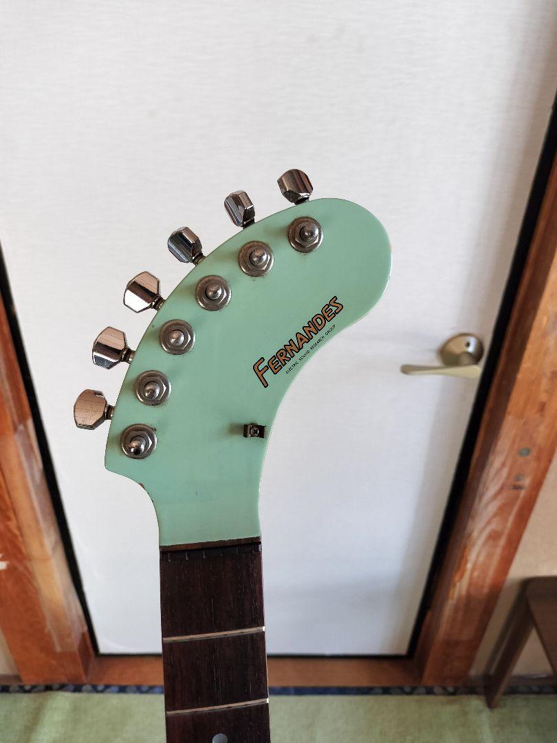 FERNANDES ZO−3 アンプ内蔵ギター