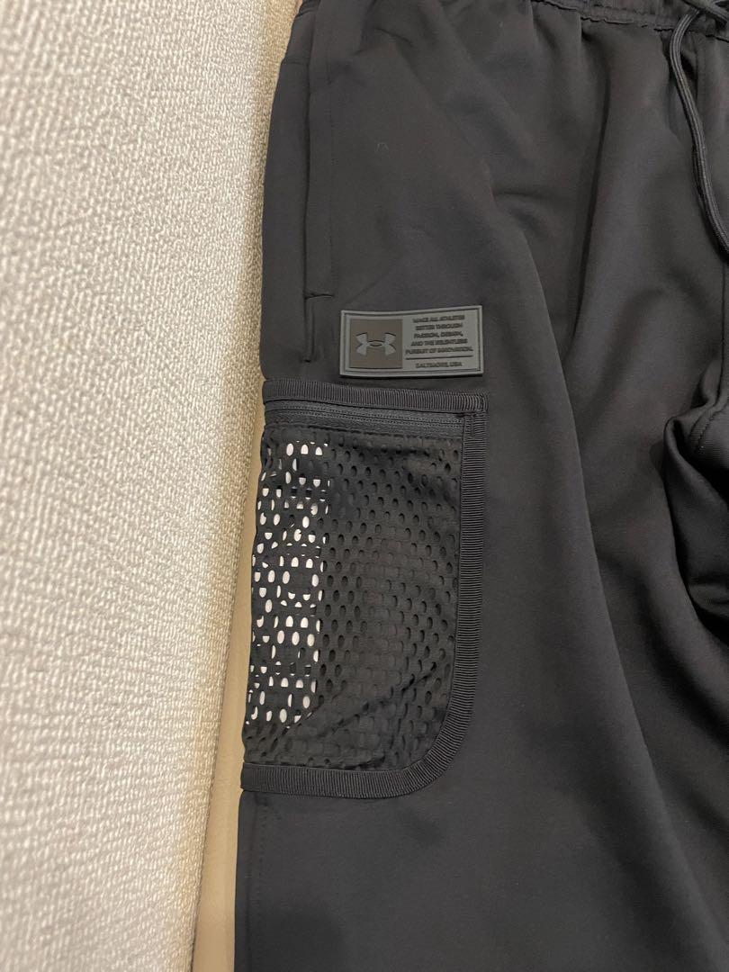 Under Armour 黒 ジャージパンツ タグ付き