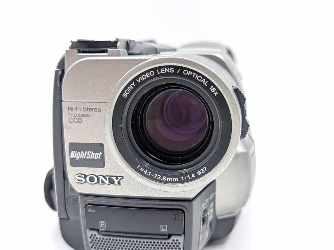 8mmテープのダビングに！ SONY ビデオカメラ CCD-TRV85 03