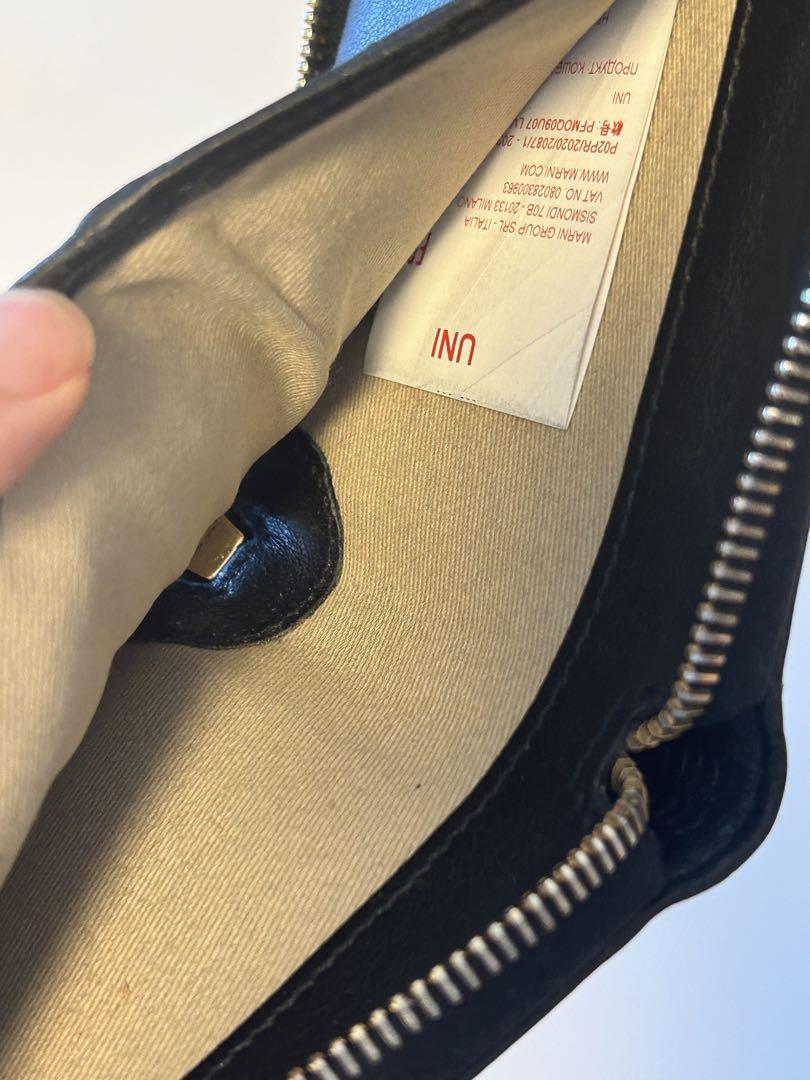 マルニ　ラウンドジッパー　ウォレット　財布　ブラック