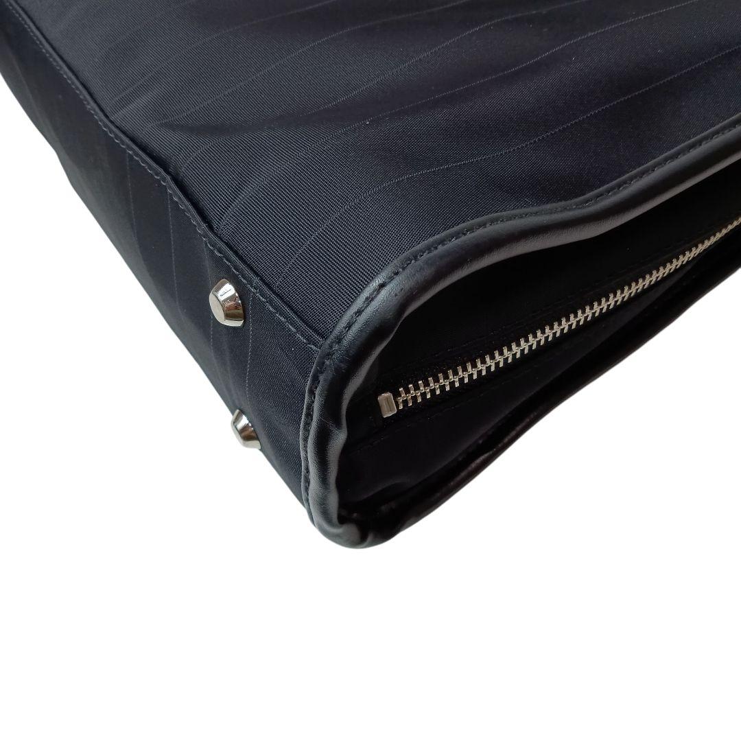 ブリーフケース 黒