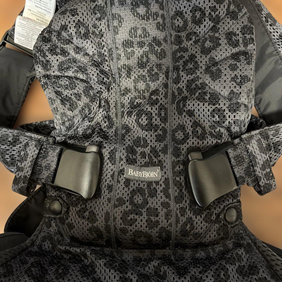 ベビービョルン　BABYBJORN ベビーキャリア　ONE KAI