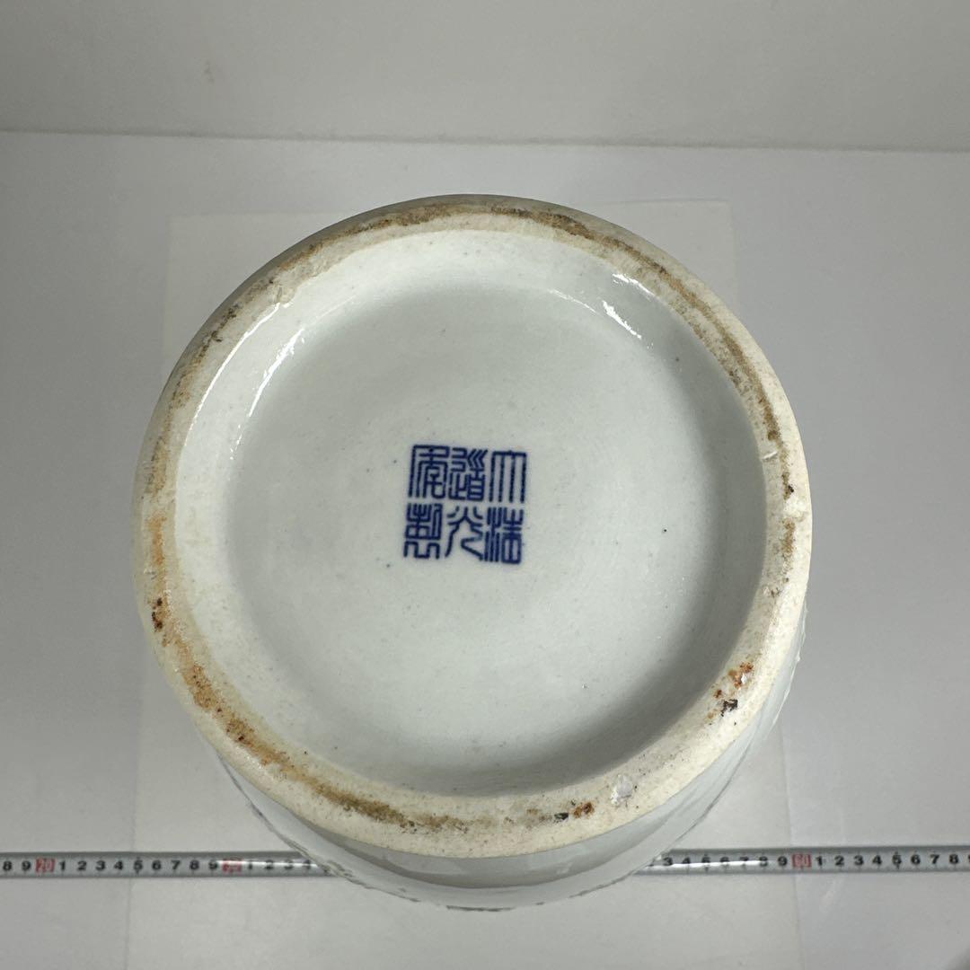 中国美術　大清乾隆年製　緑釉花蝶花瓶　高さ36.5㎝　東Y7-0421②タサチ