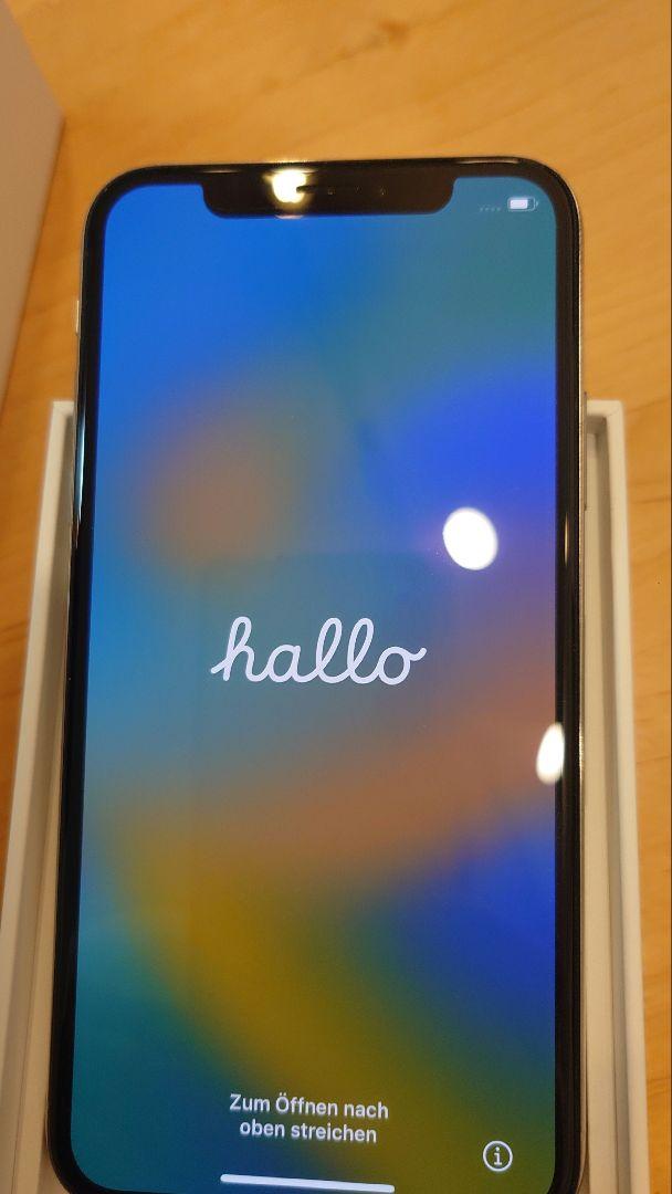 Apple iPhone X 64GB シルバー docomo