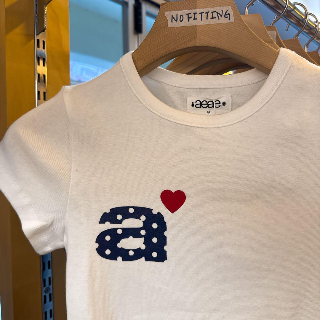 即完売商品【新品正規品】aeae ハートロゴドットTシャツ ホワイト