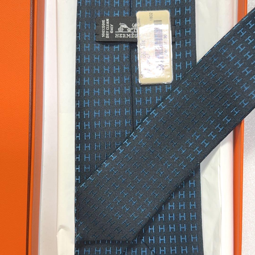 新品未使用 HERMES ネクタイ エルメス H柄 ネイビー