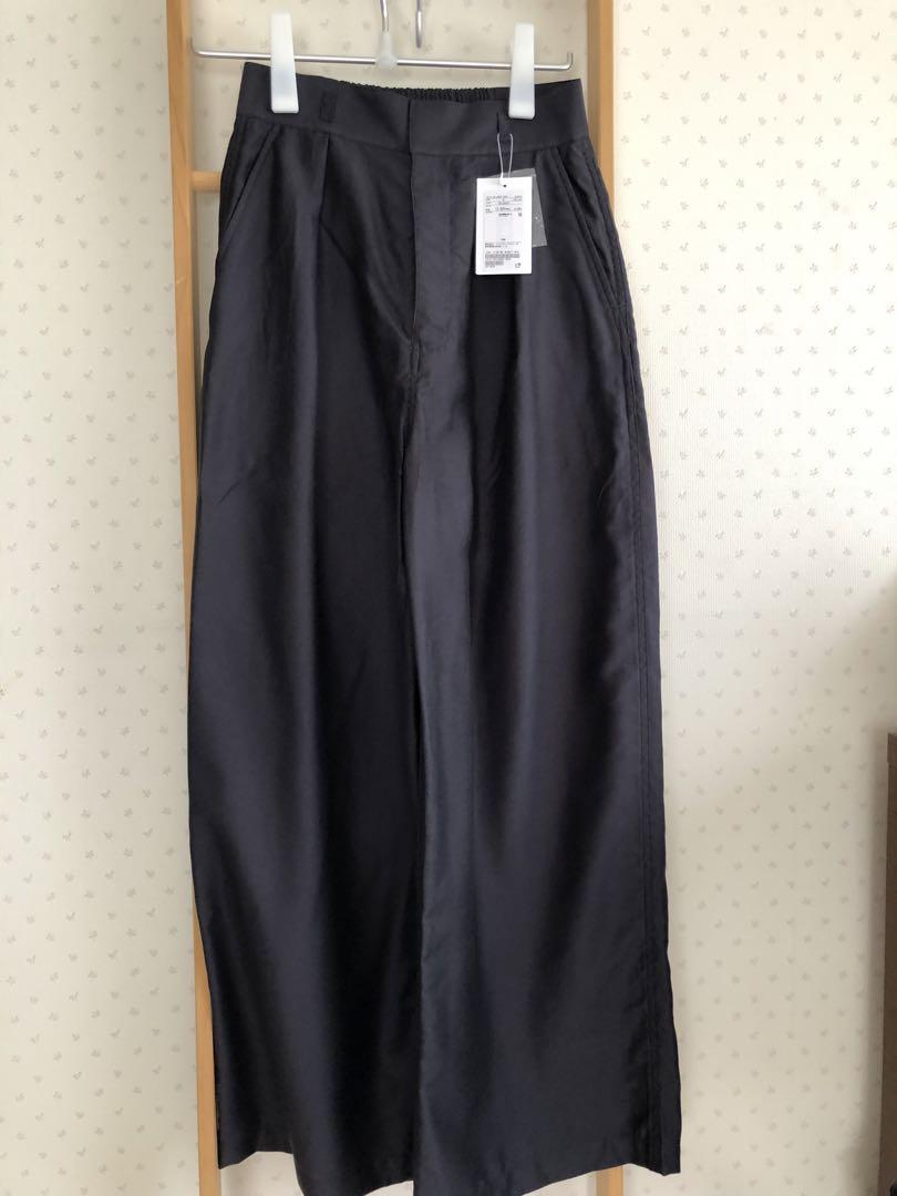 ユナイテッドアローズワイドパンツ新品未使用タグ付き表記はS(ウエスト68〜70) 5,270円