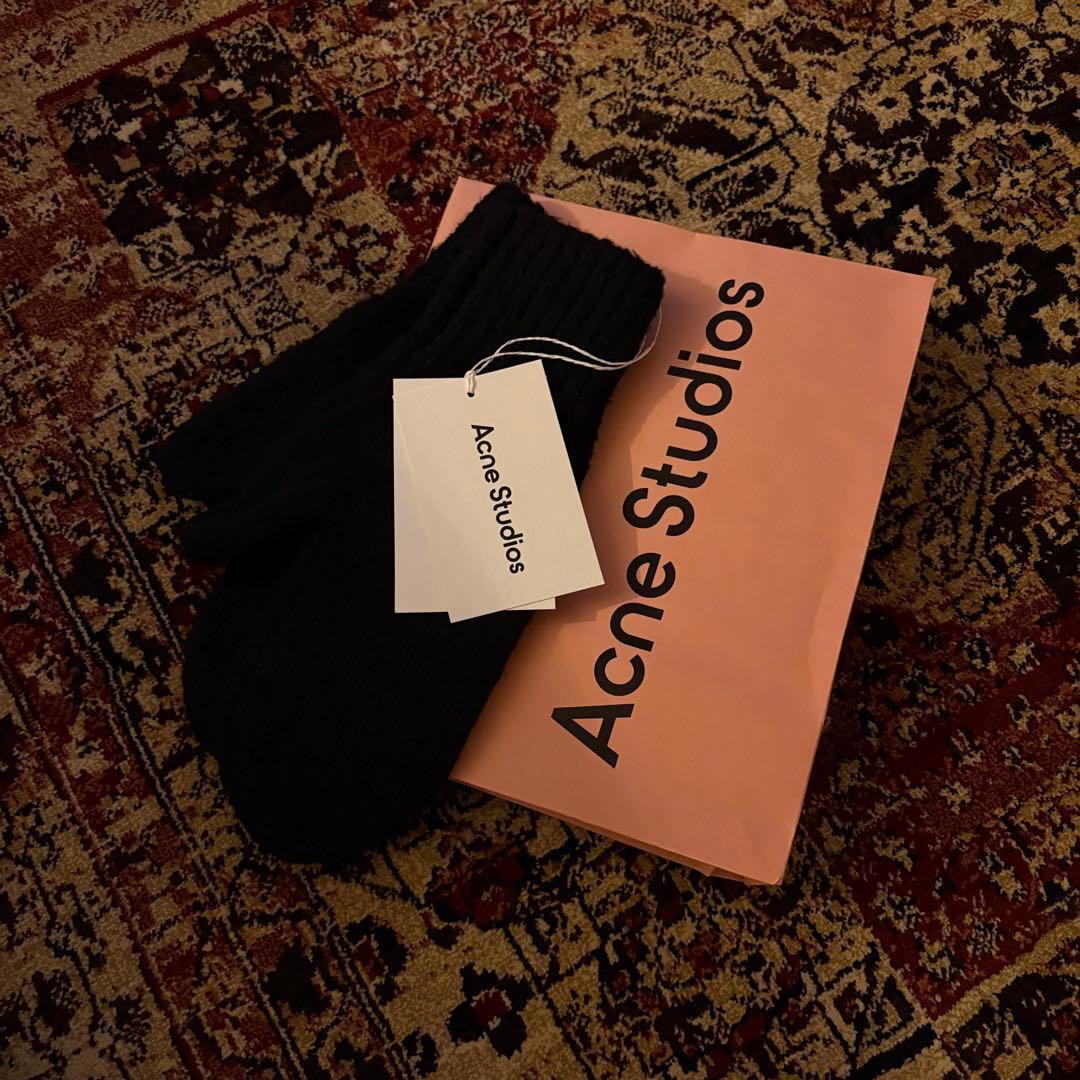acne studios ミトン ブラックAcne Studios
