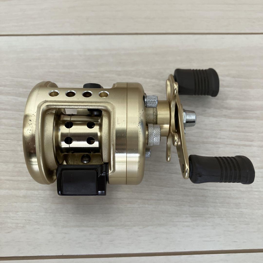 SHIMANO CALCUTTA 50XT ゴールドリール