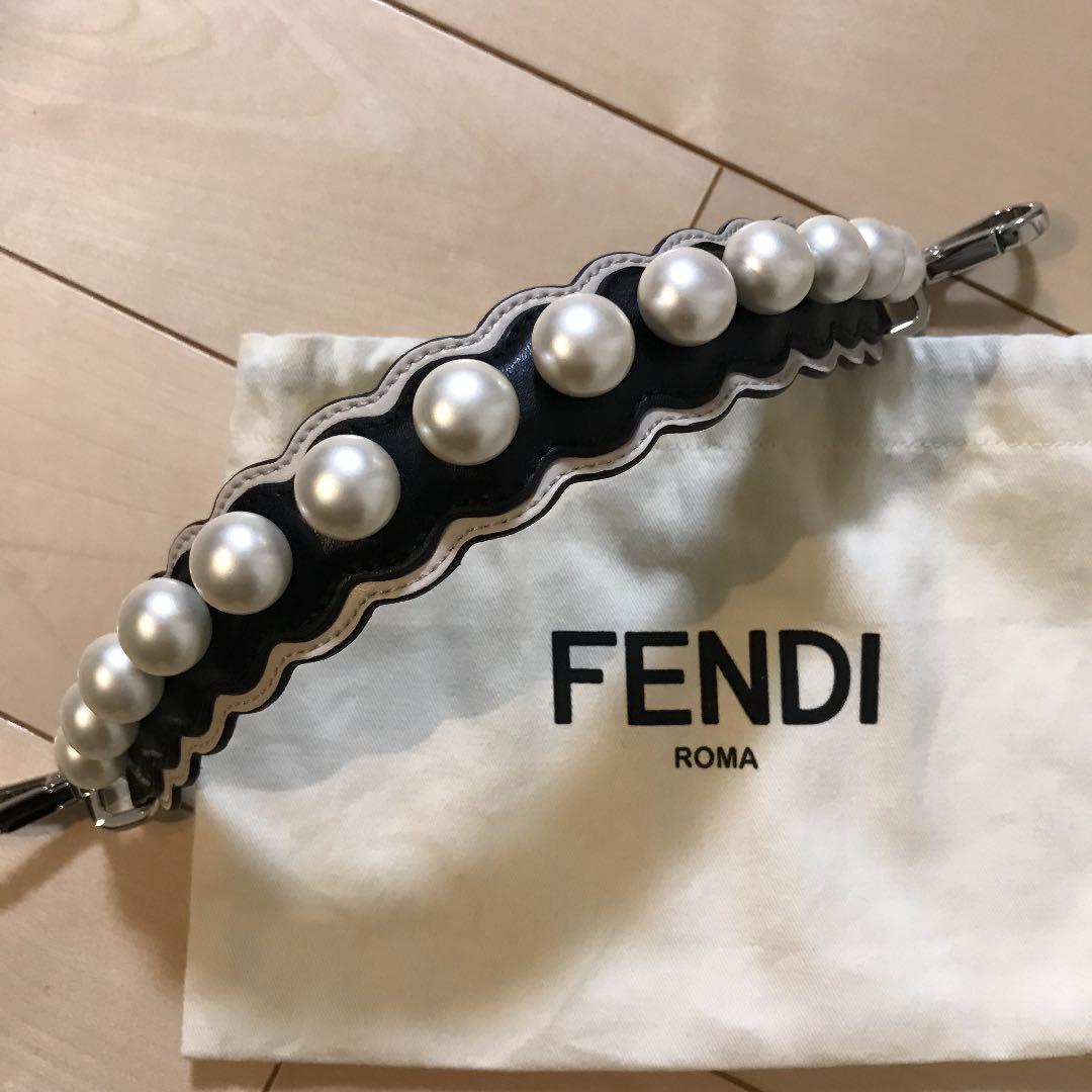超特価sale開催!】 ストラップユー 極美品 FENDI - その他 - www.ucs.gob.ve 超特価sale開催!】 ストラップユー 極美品 FENDI - その他 - www.ucs.gob.ve