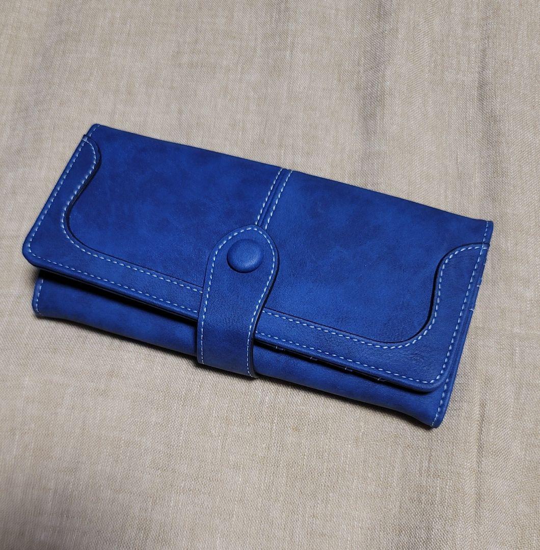 青色 二つ折り財布 合成皮革 青色 合成皮革 二つ折り長財布 - メルカリ