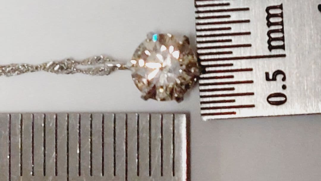 綺麗ですPT900/PT850 ダイヤ0.7一粒きらりんネックレス 綺麗ですPT900/PT850 ダイヤ0.7一粒きらりんネックレス