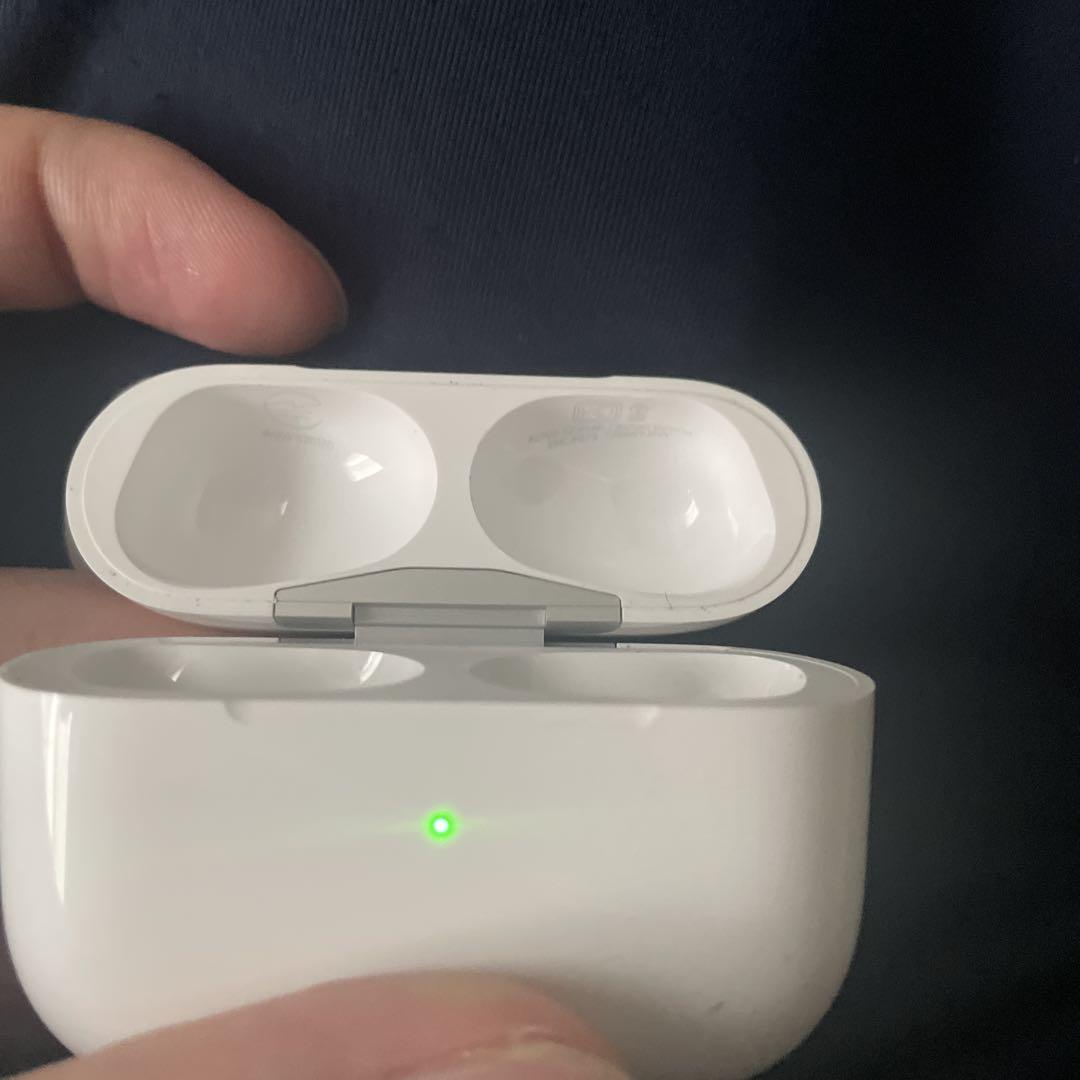 AirPods本体 ホワイト ノイズキャンセリング
