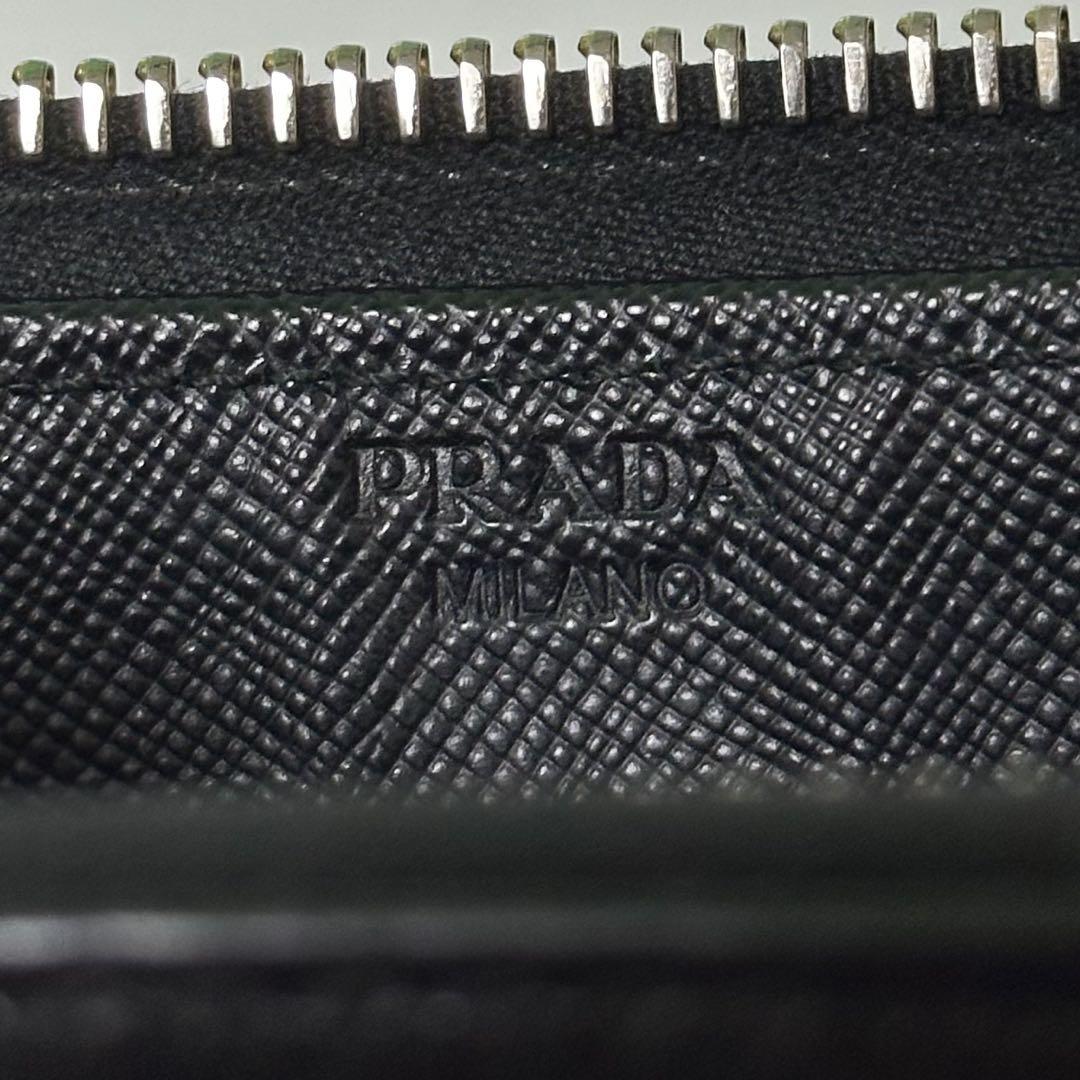 良品】PRADA プラダ 長財布 ラウンドファスナー ロゴ金具
