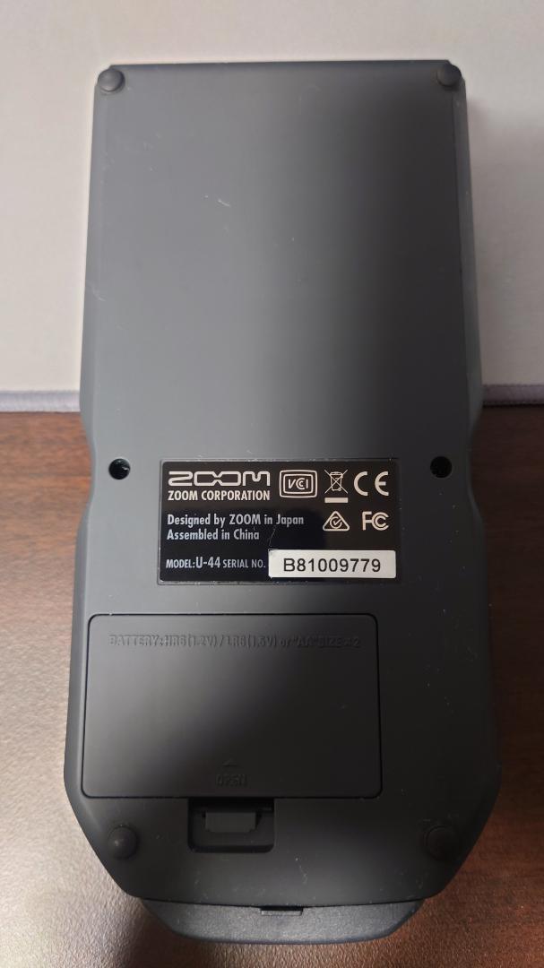 ZOOM ハンディポータブルオーディオインターフェイス U-44