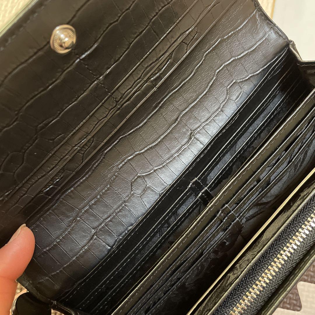 新品☆シンクビー.長財布☆ティアラ柄