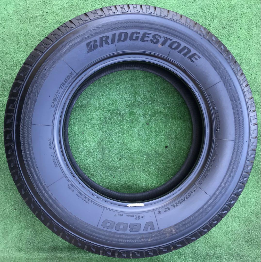 195/80 R15、BRIDGESTONE V600 LT. 2023年
