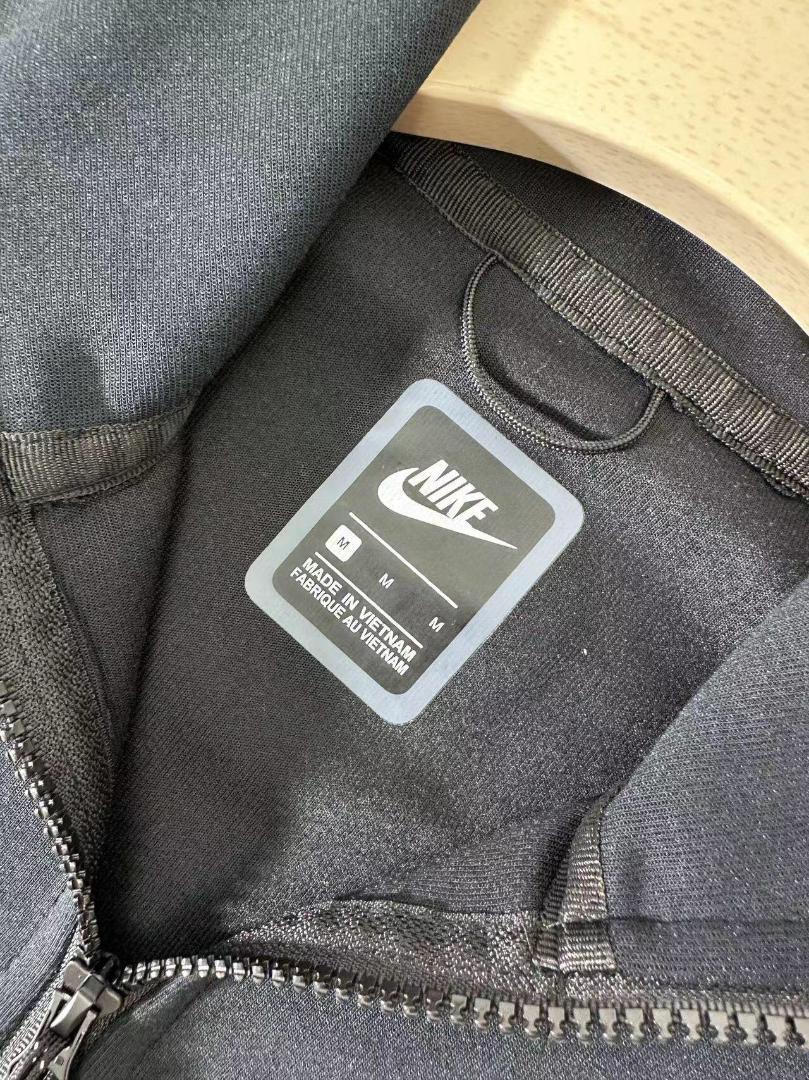 人気 Nike Tech Fleece トラックジャケット・ジップフーディ