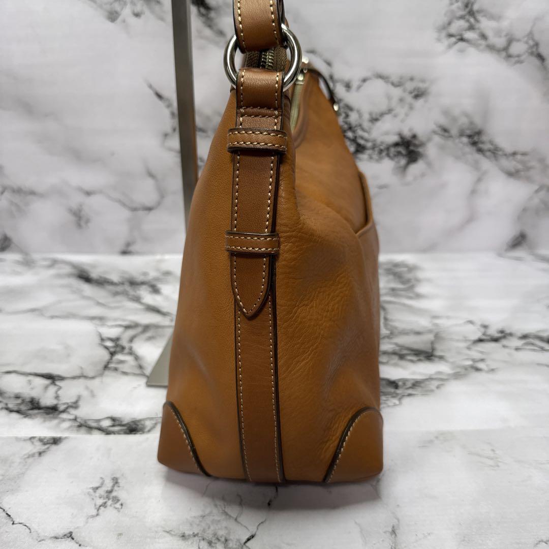 美品)大人気、ソメス、ショルダーバッグ、人気色、茶、オール