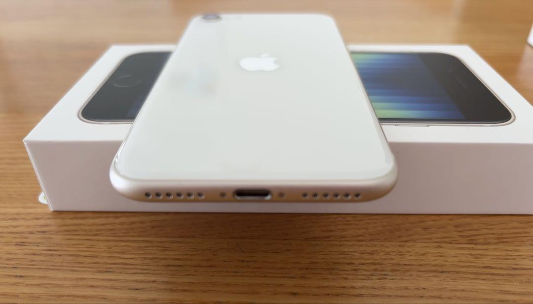 iPhoneSE 第3世代　128GB スターライト